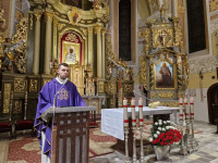 Sieradz: rozpoczęła się peregrynacja relikwii rodziny Ulmów w diecezji włocławskiej